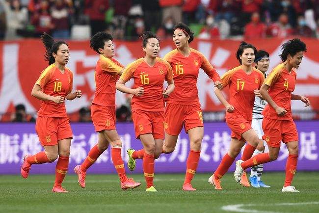 包含中国女子三大球全部打进奥运会的词条