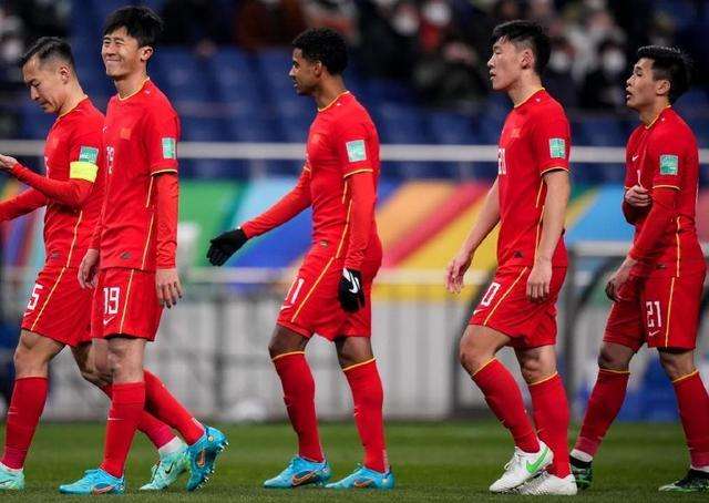 中国足球对越南比赛时间，中国足球对越南比赛时间越南主教练！